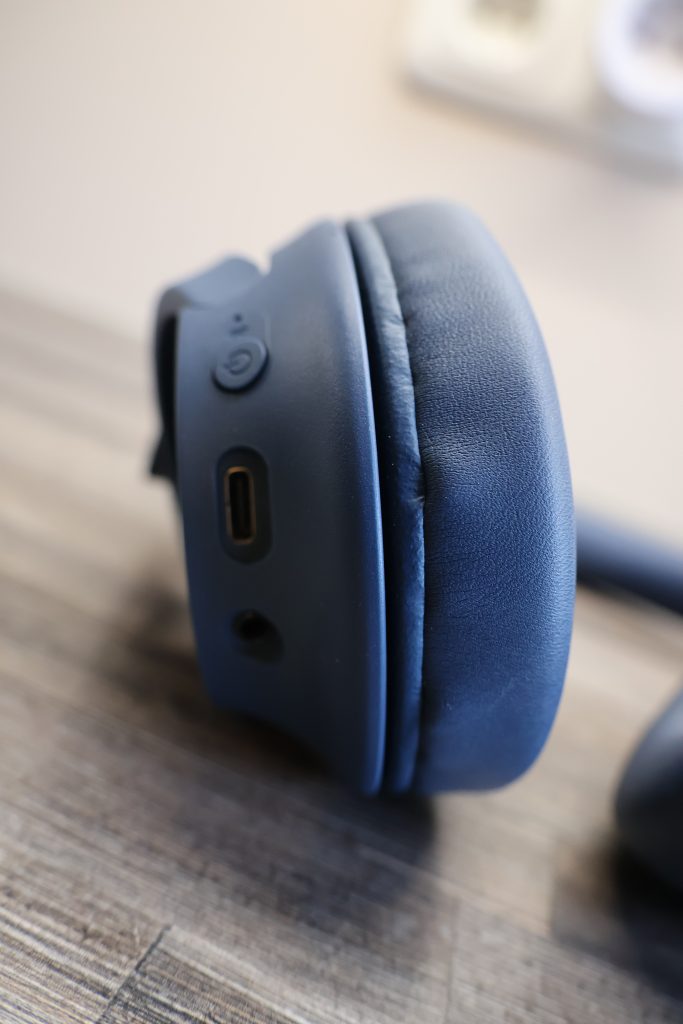Sony WH-CH720N Bluetooth-Kopfhörer Anschlüsse