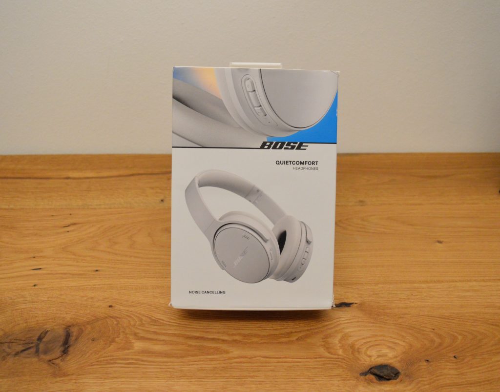Bose QuietComfort Over-Ear-Kopfhörer Verpackung Front