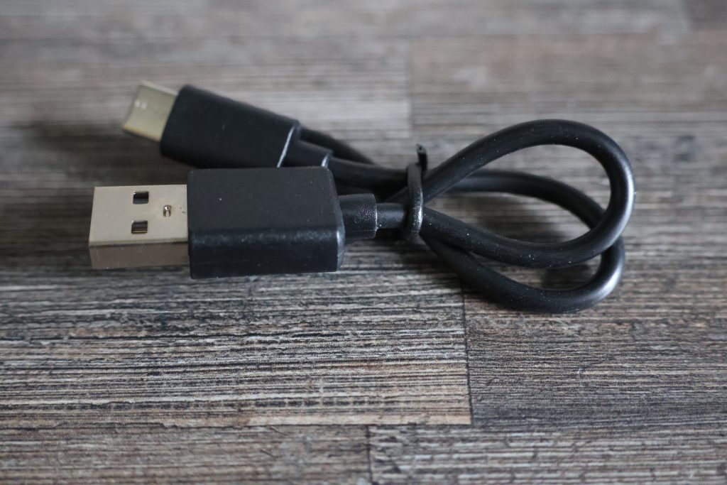 Tribit FlyBuds C2 Bluetooth-Kopfhörer Ladekabel