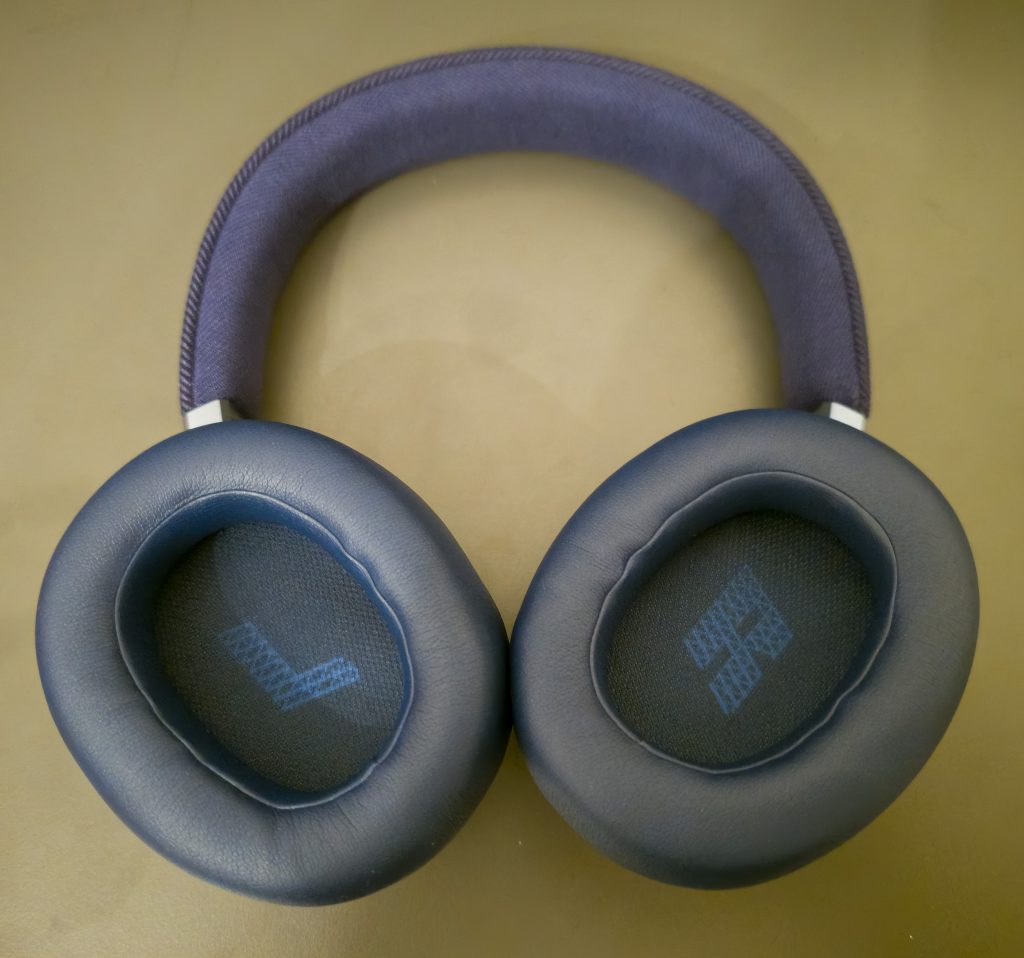 JBL LIVE770NC Bluetooth-Kopfhörer Innenansicht Ohrhörer