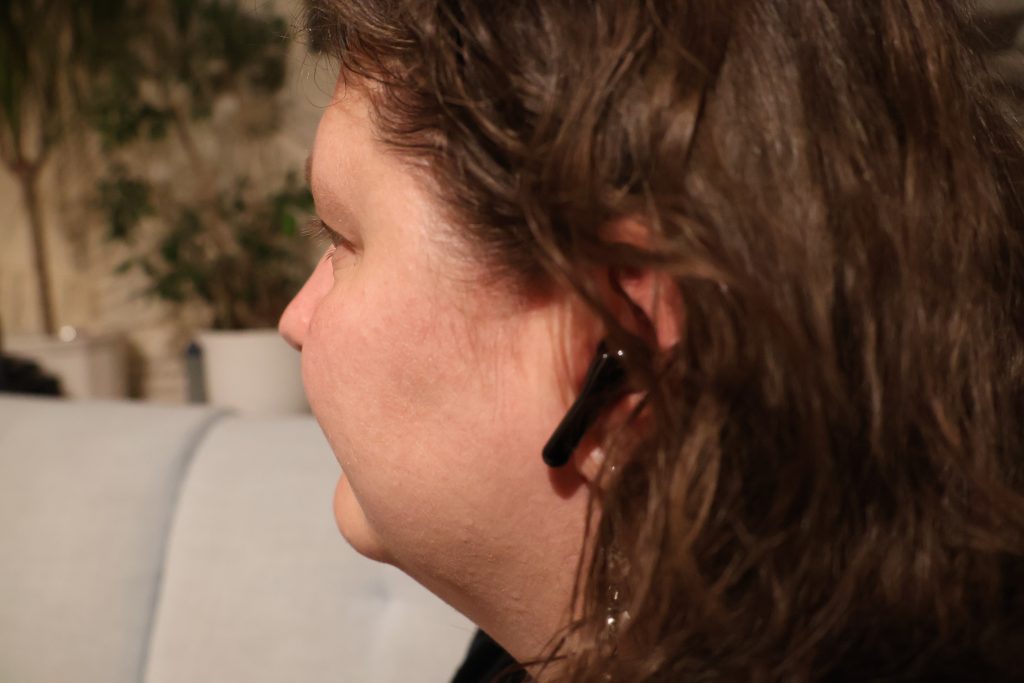 Tribit FlyBuds C2 Bluetooth-Kopfhörer Action