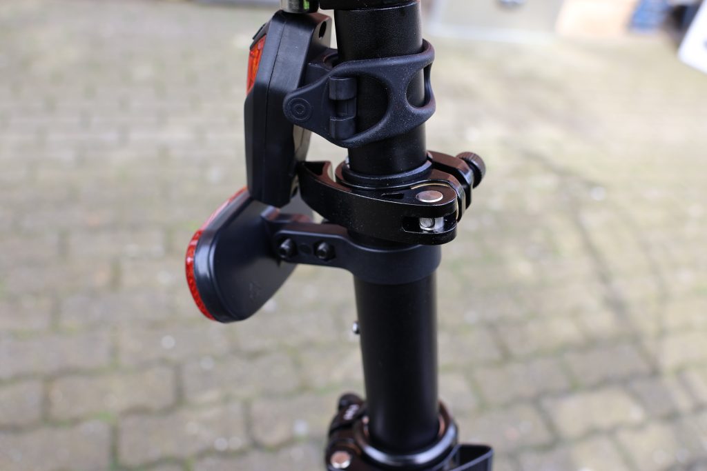 Sachsenrad F12 E-Bike Schnellverschluss Sattel