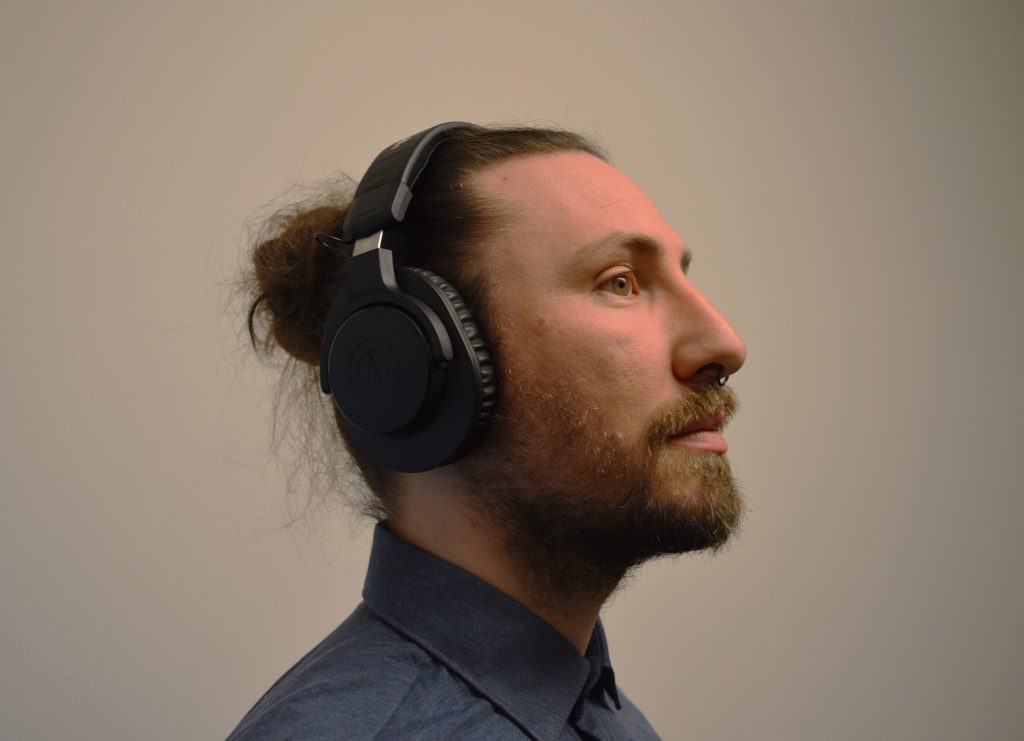 Audio-Technica ATH-M20xBT Over-Ear-Kopfhörer Aufgesetzt Links