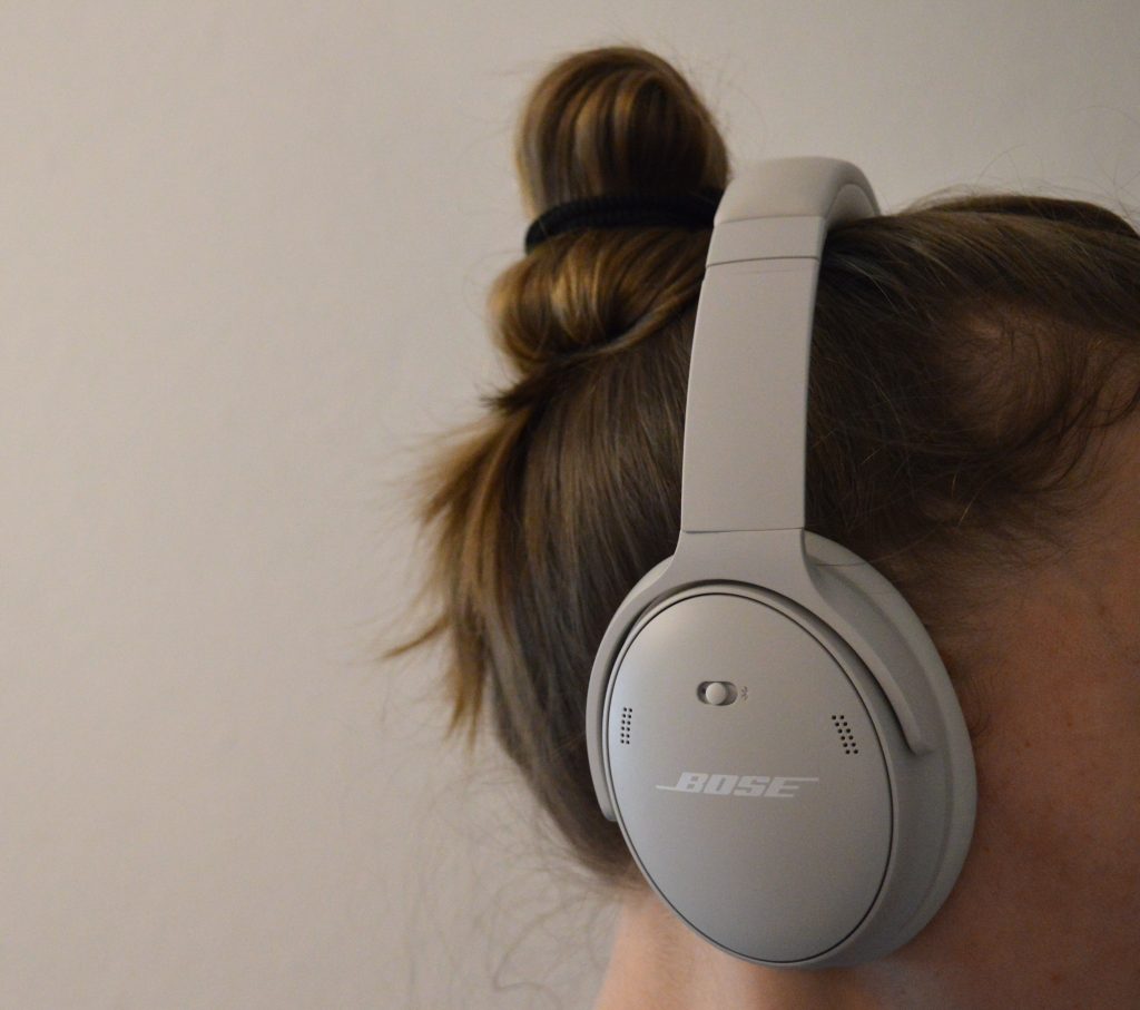 Bose QuietComfort Over-Ear-Kopfhörer Aufgesetzt Seitenansicht