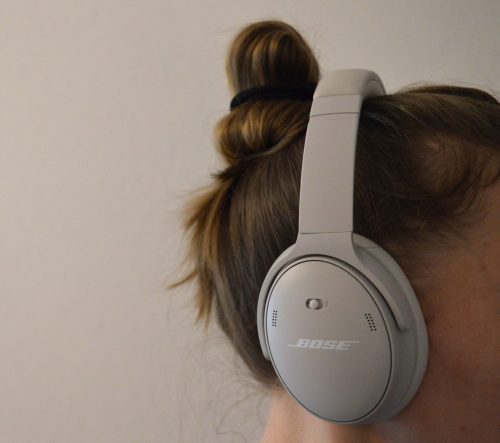 Bose QuietComfort Over-Ear-Kopfhörer Aufgesetzt Seitenansicht