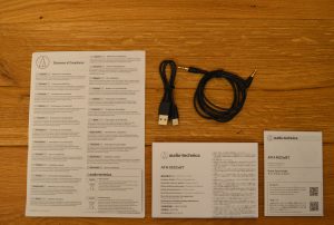 Audio-Technica ATH-M20xBT Over-Ear-Kopfhörer Einzelteile Verpackungsinhalt