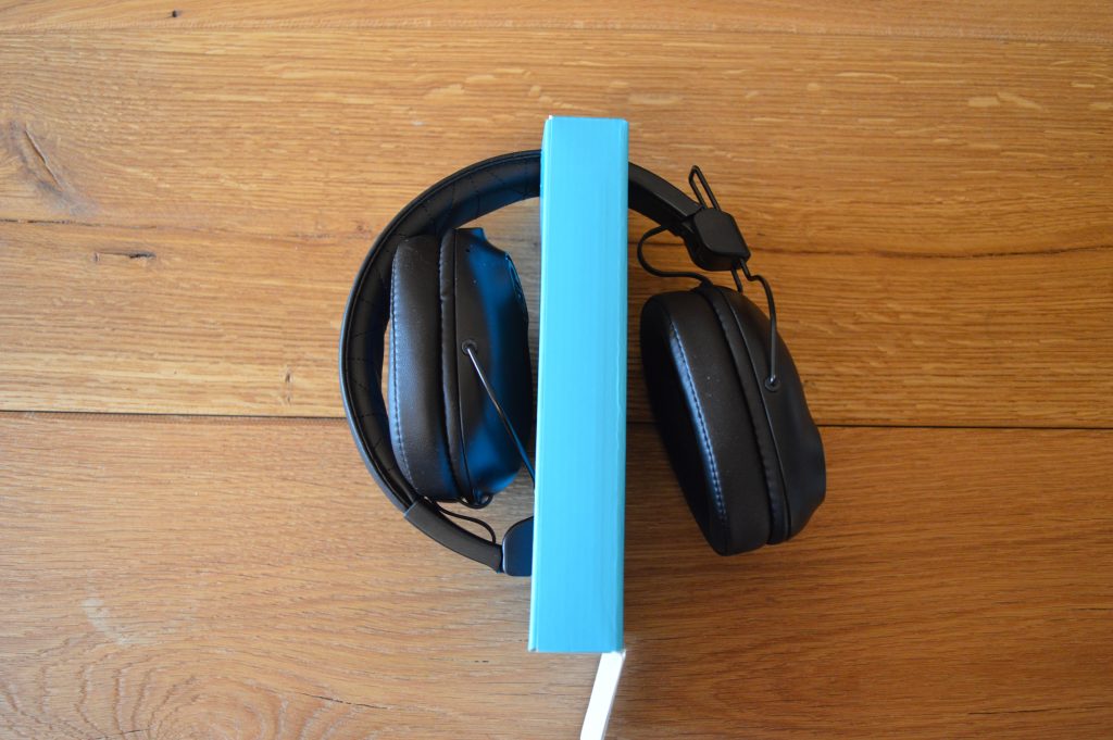 JLab Studio Pro Over-Ear-Kopfhörer Verpackung Kopfhörer
