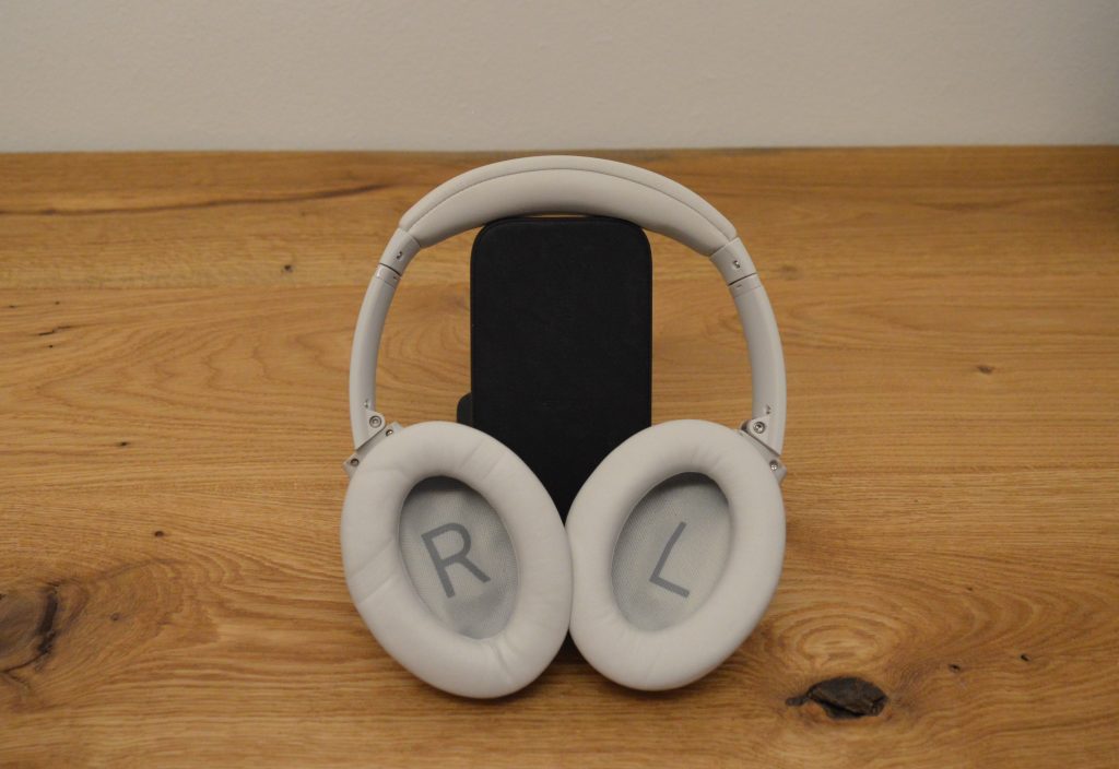 Bose QuietComfort Over-Ear-Kopfhörer Hörmuschel Innenansicht