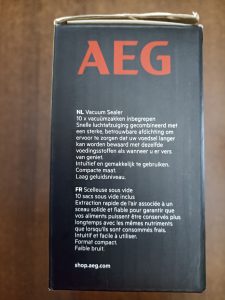 AEG VS4-1-4AG Vakuumierer, Verpackung Seitenansicht 1