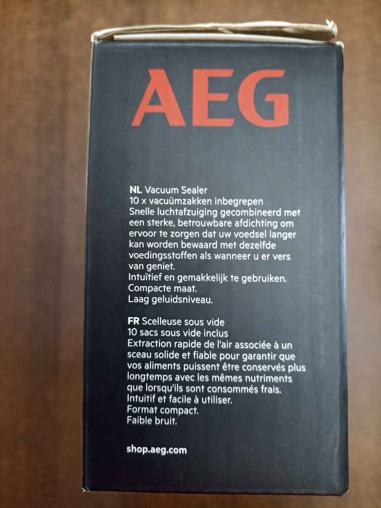 AEG VS4-1-4AG Vakuumierer, Verpackung Seitenansicht 1