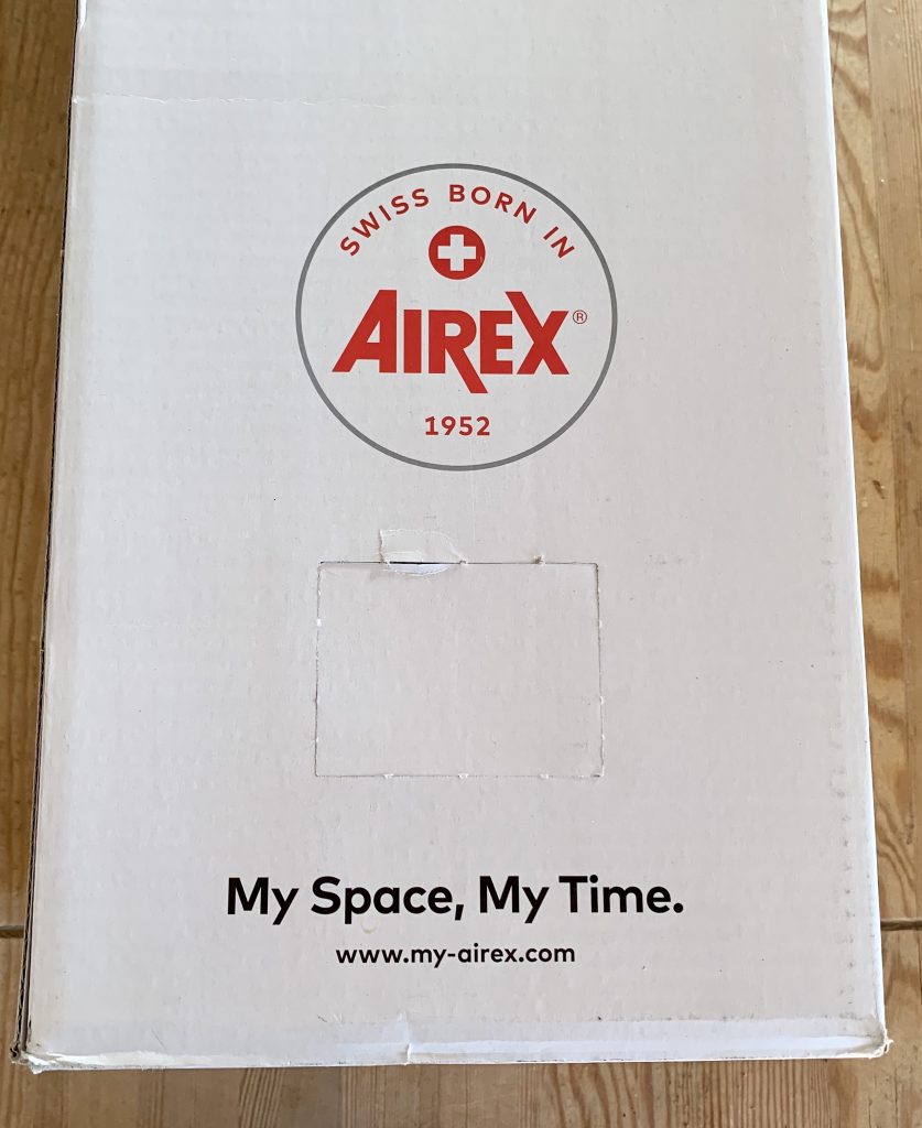 AIREX® Fitline 180 Gymnastikmatte Logo auf dem Karton