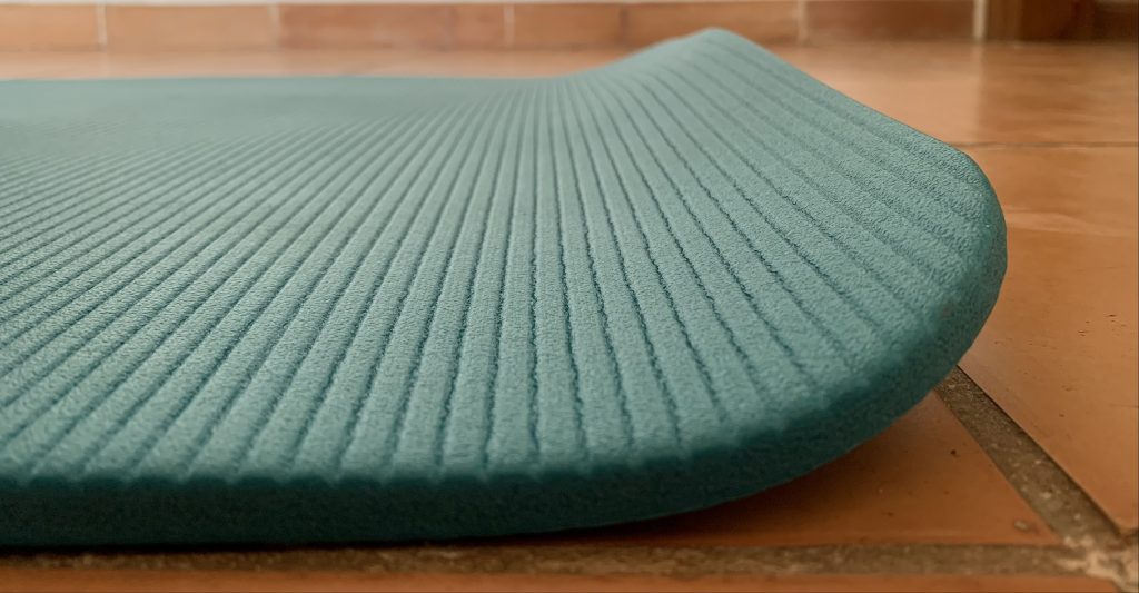 AIREX® Fitline 180 Gymnastikmatte ausgerolltes Ende Hinterseite