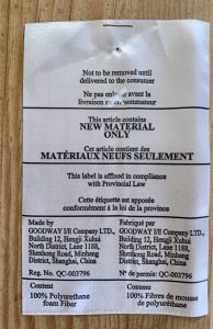 Amazon Basics Nackenkissen Etikett