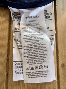 Amazon Basics Nackenkissen Etikett mit Reinigungshinweisen
