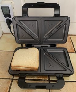 Bestron ‎ASM90XLCO XL-Sandwichmaker Sandwich vor dem Backen