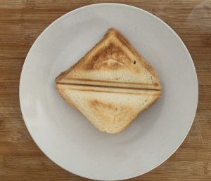 Bestron ‎ASM90XLCO XL-Sandwichmaker fertiges Sandwich von oben