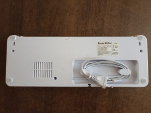 Bonsenkitchen VS2000 Vakuumierer, von unten mit Kabelfach