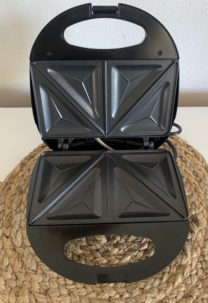 Clatronic® ST 3477 Sandwichmaker geöffnet