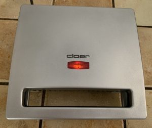 Cloer 6219 Sandwichmaker mit roter Kontrollleuchte beim Aufheizen