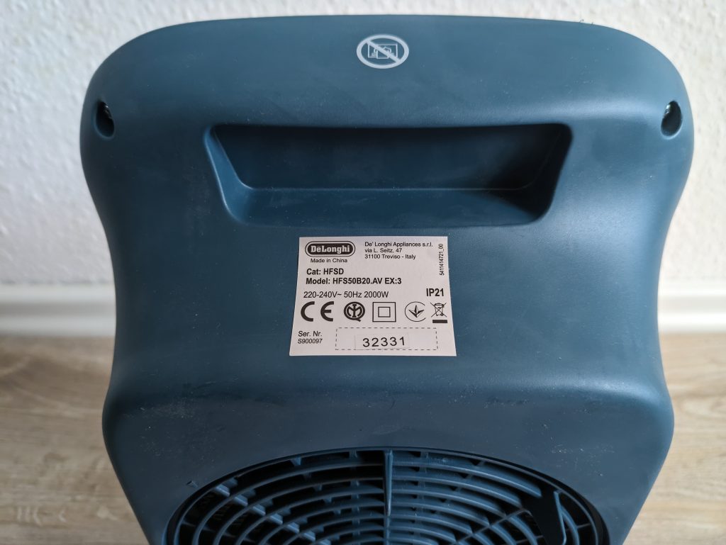 De’Longhi HFS50B20.AV Heizlüfter von hinten in der Nahansicht