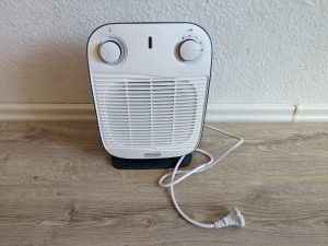 De’Longhi HFS50B20.AV Heizlüfter von vorne in der Nahansicht