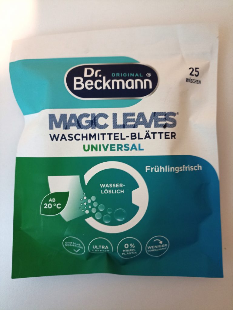 Dr. Beckmann MAGIC LEAVES Waschmittel, Verpackung Vorderseite