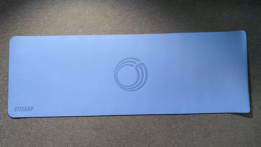 Fitleap Pro Yogamatte ausgerollt