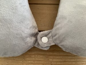 Gentlepaw Nackenkissen verschlossener Verschluss Nahaufnahme