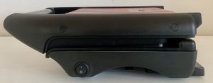 George Foreman 25030-56 Sandwichmaker von der Seite mit Ein- und Austaste