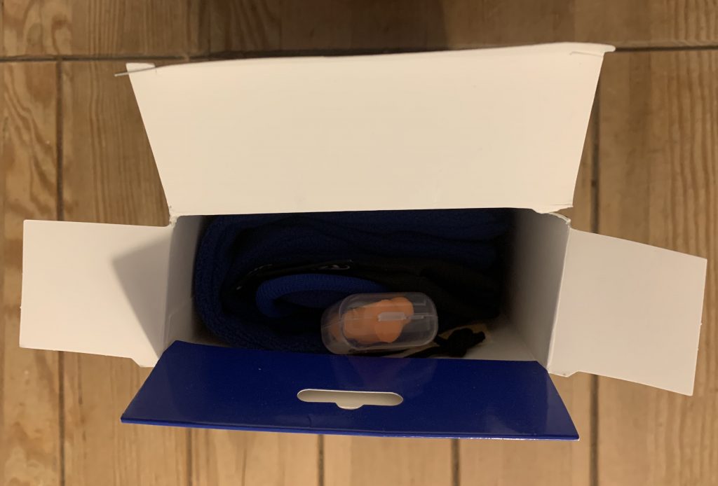 IZUKU QL-KHZJ Nackenkissen in der geöffneten Verpackung von oben