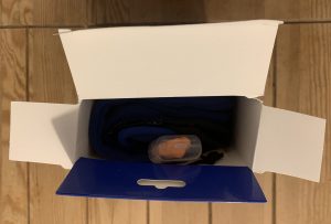IZUKU QL-KHZJ Nackenkissen in der geöffneten Verpackung von oben