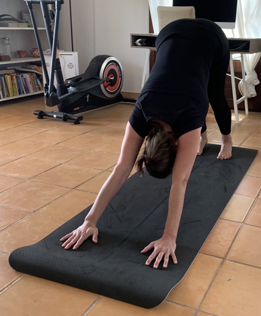 KESSER® ‎HU-XI-9 – Yogamatte herabschauender Hund