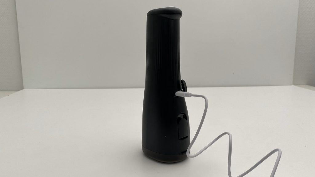 KLAMER Munddusche mit Ladekabel
