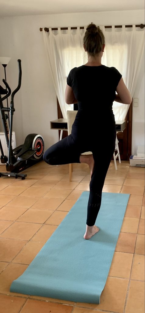LILIENO-SPORTS-Yogamatte Praxistest der Baum