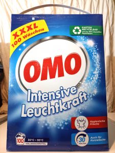 Omo XXXL Vollwaschmittel Waschmittel, Verpackung Vorderseite