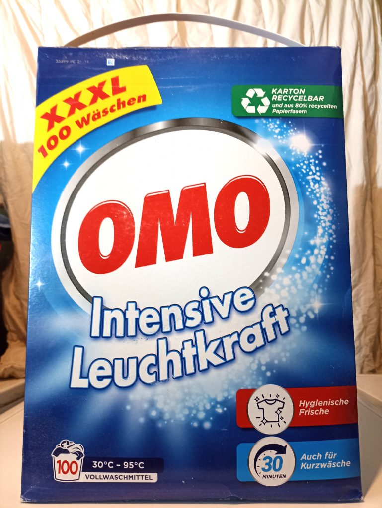 Omo XXXL Vollwaschmittel Waschmittel, Verpackung Vorderseite