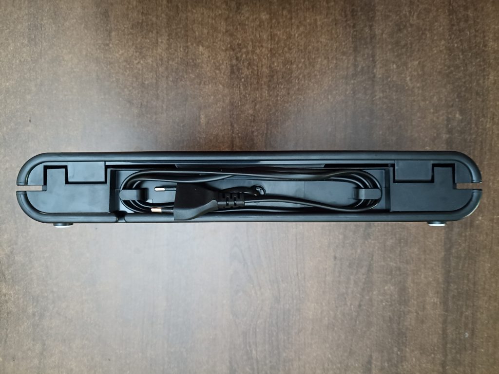 ProfiCook PC-VK 1080 Vakuumierer, Rückansicht mit Kabelfach
