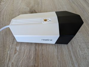 Reolink Duo 3 PoE M81L Überwachungskamera von links