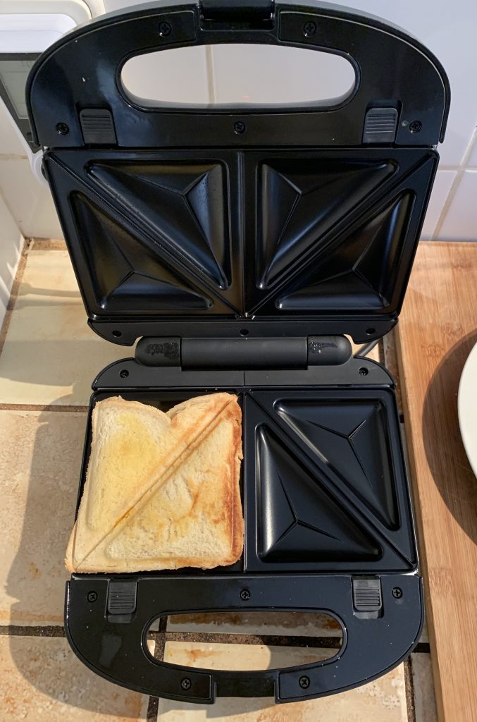 Russell Hobbs 24540-56 Sandwichmaker nach 3 Minuten