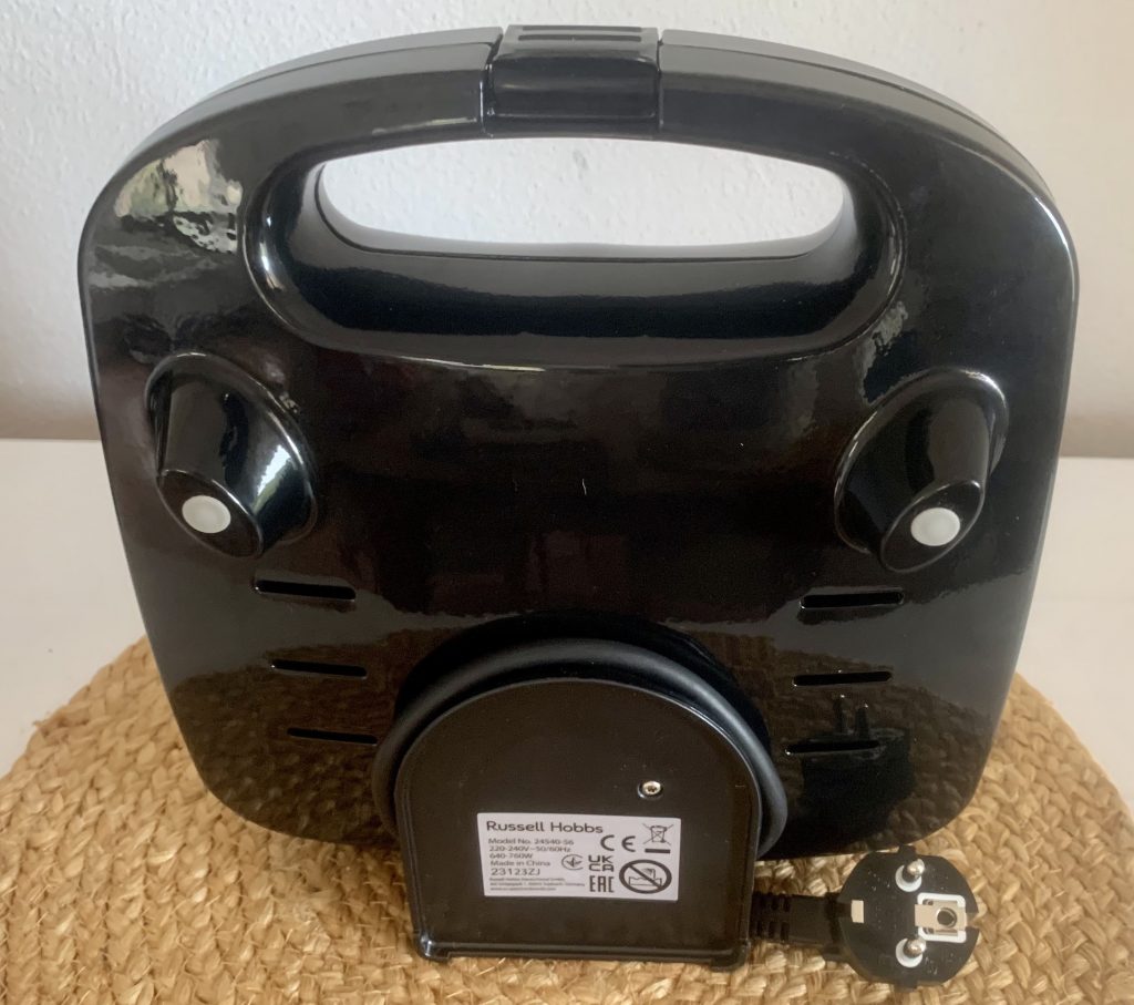 Russell Hobbs 24540-56 Sandwichmaker von unten