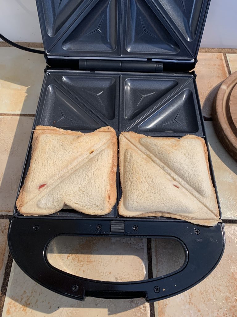 Steinborg XXL-Sandwichmaker 3-Minuten-Sandwiches