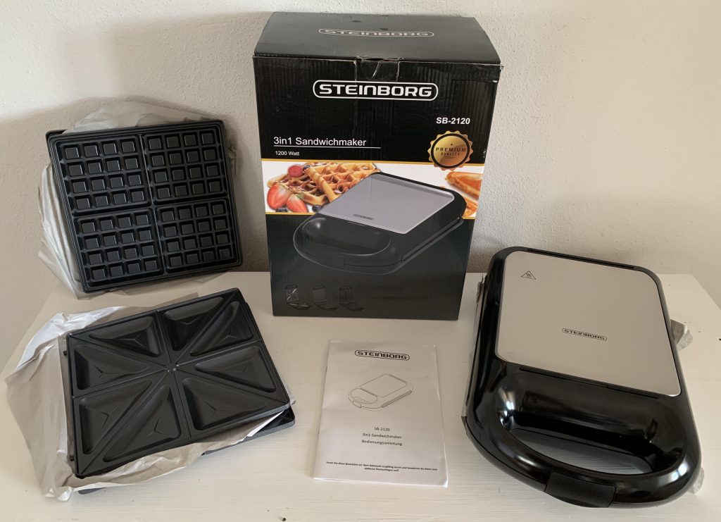 Steinborg XXL-Sandwichmaker ausgepackt mit Zubehör