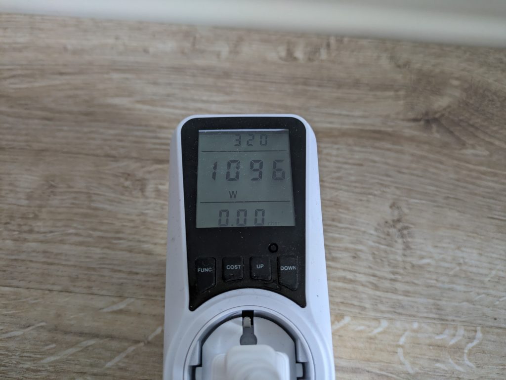 Stromverbrauch des De’Longhi HFS50B20.AV Heizlüfters in der zweiten Heizstufe