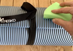 TRESKO HU-XI-201 Gymnastikmatte Scheuertest
