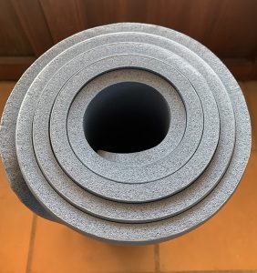 TRESKO HU-XI-201 Gymnastikmatte Schnittkanten