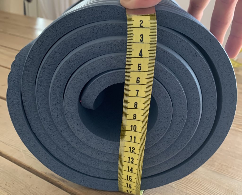 TRESKO HU-XI-201 zusammengerollte Gymnastikmatte Durchmesser