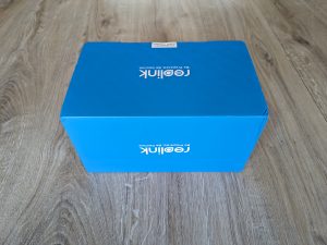 Verpackung der Reolink Duo 3 PoE M81L Überwachungskamera von vorne