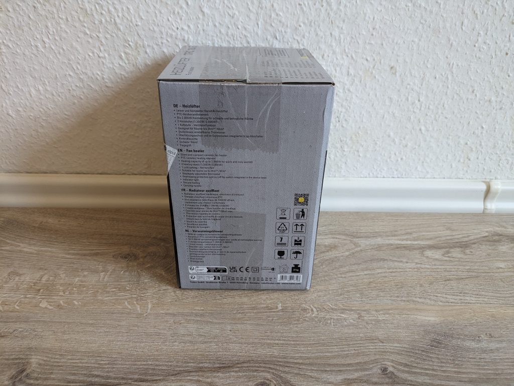 Verpackung des TROTEC TFC 16 E Heizlüfter von der Seite