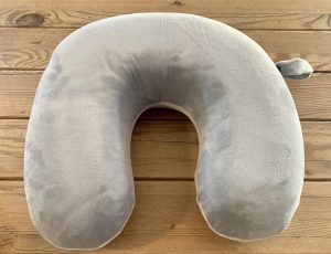 WELLGRO Nackenkissen in der Verpackung von oben