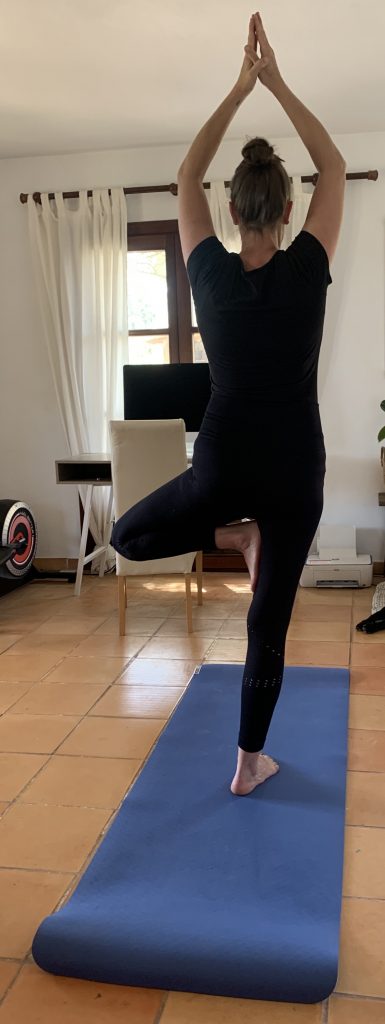 YOGISTAR YOGIMAT® PRO Yogamatte Praxistest der Baum